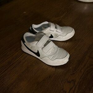 Nike air Cortez with Velcro